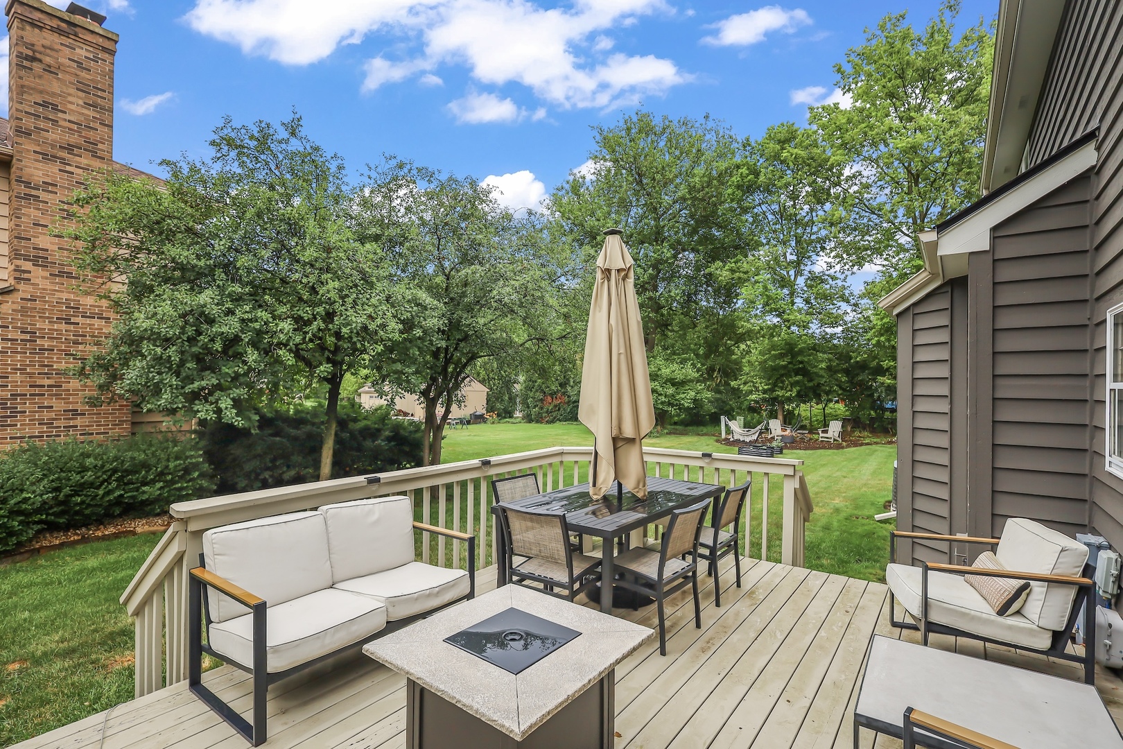 1091 Danforth Drive, Batavia, IL 60510