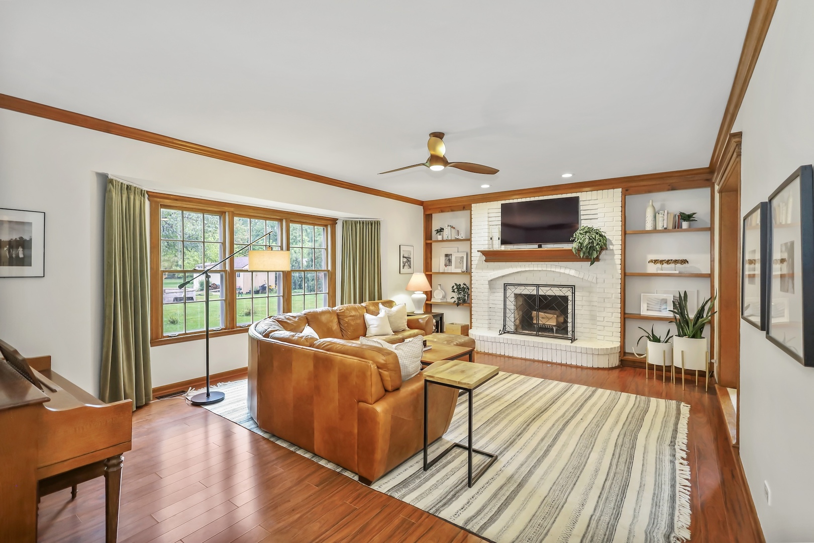 1091 Danforth Drive, Batavia, IL 60510