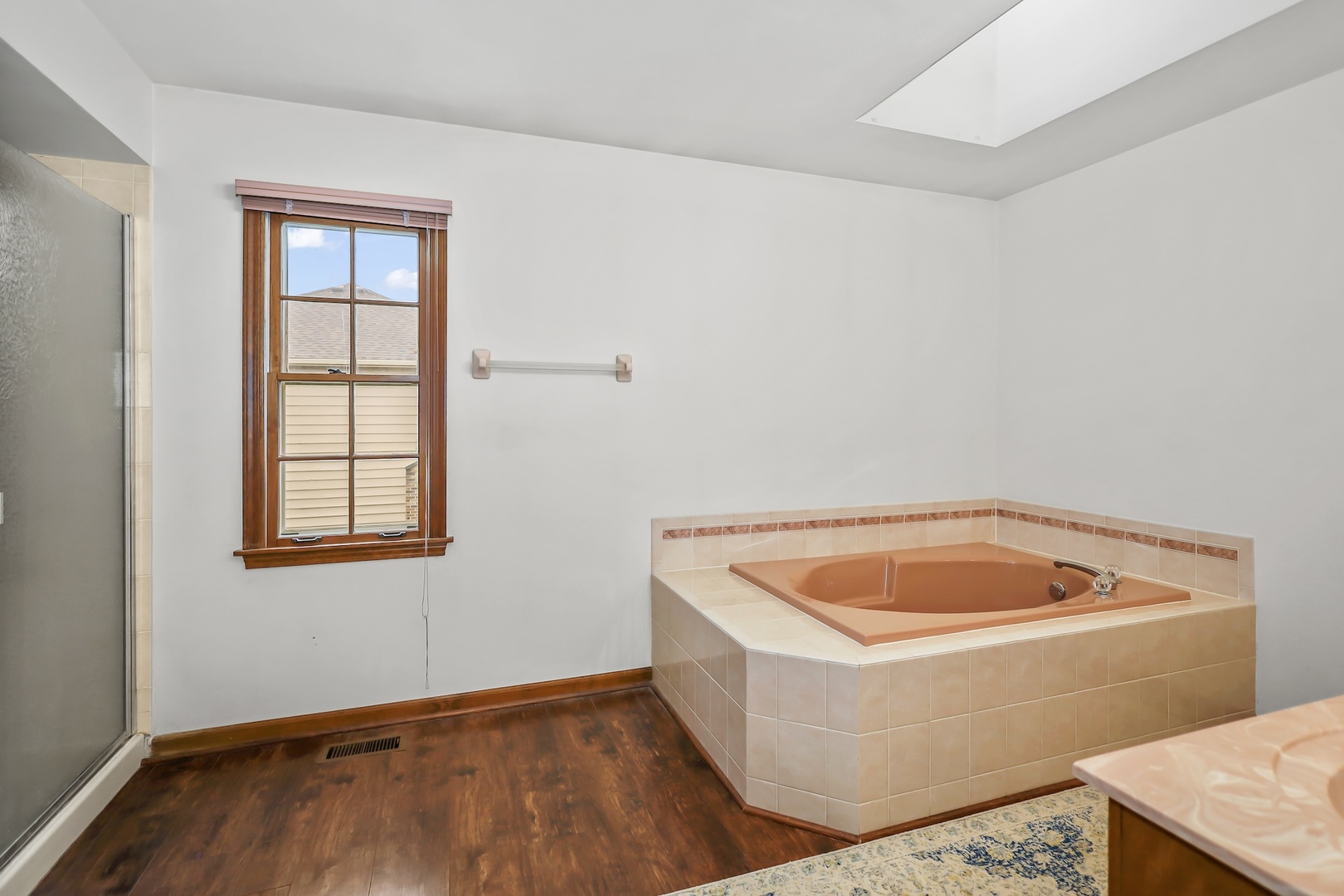 1091 Danforth Drive, Batavia, IL 60510