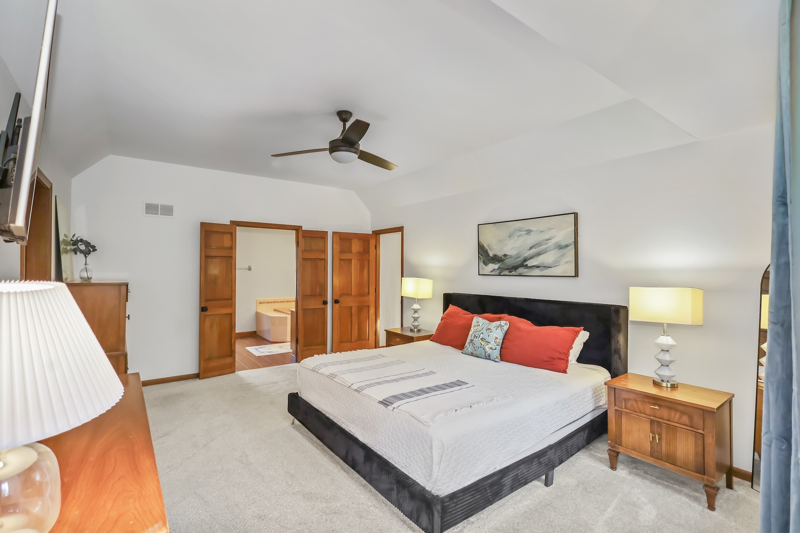 1091 Danforth Drive, Batavia, IL 60510