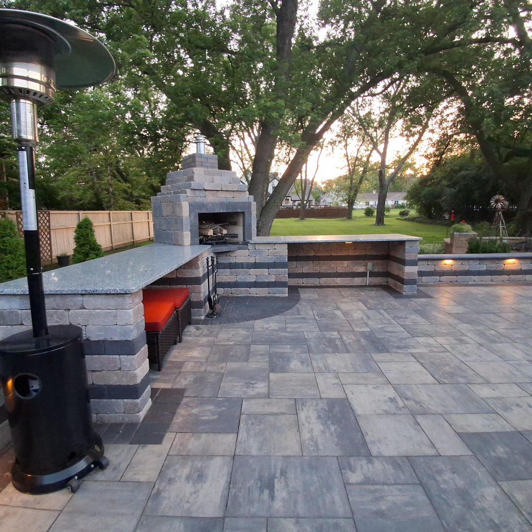 6220 Sunset Avenue, La Grange Highlands, IL 60525
