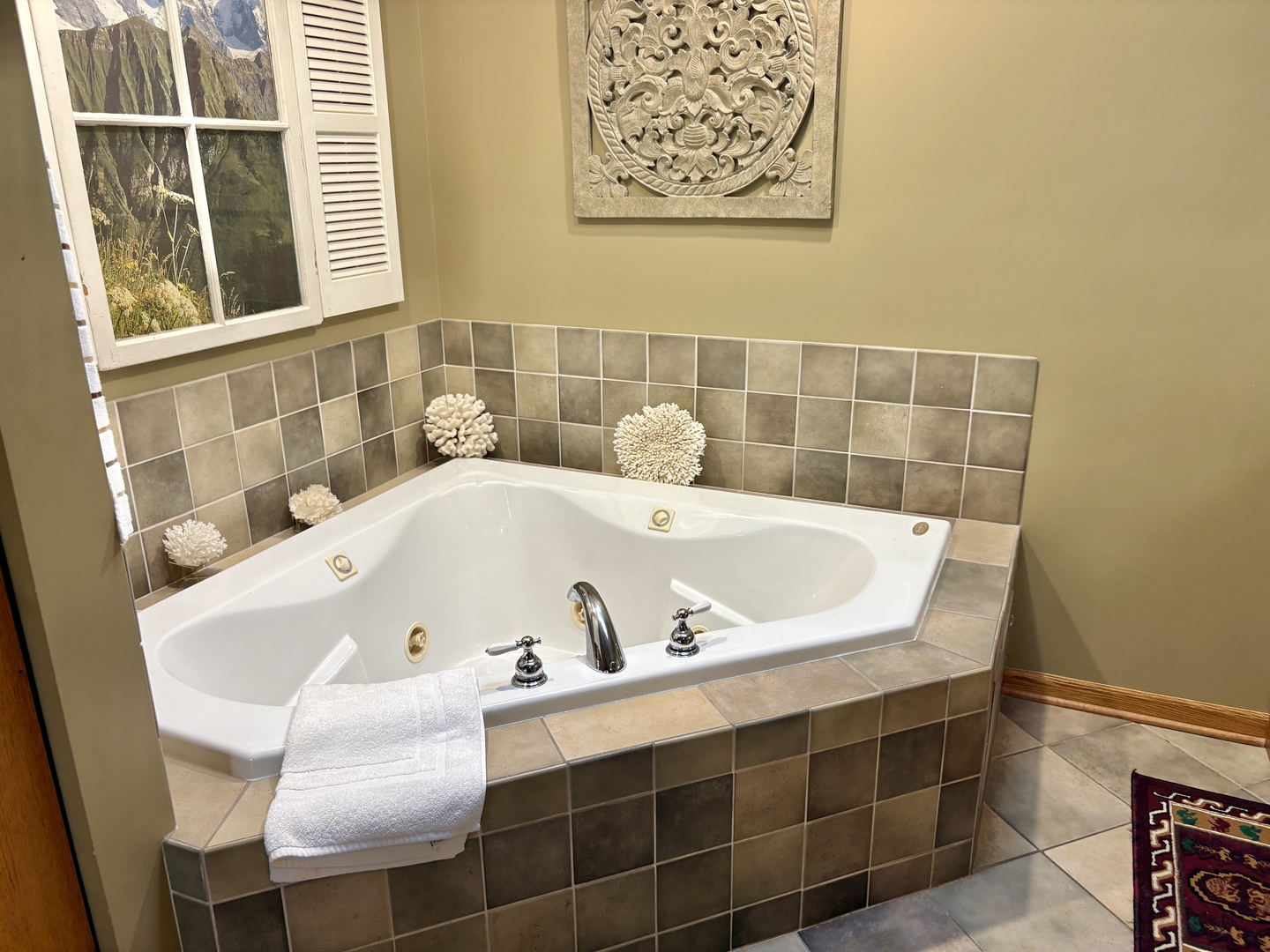 6220 Sunset Avenue, La Grange Highlands, IL 60525