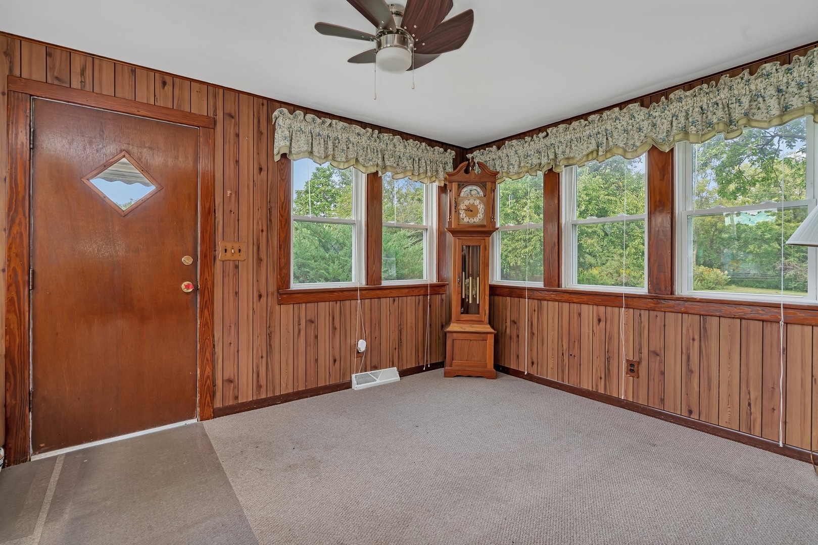 838 Northern Drive, Lockport, IL 60441