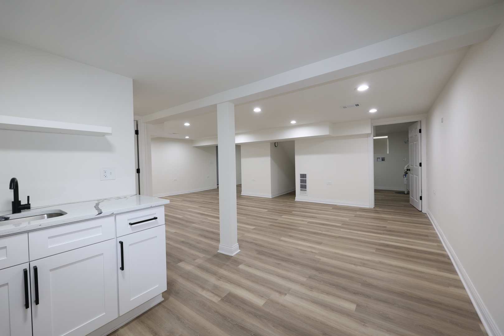 11173 S Hermosa Avenue, Chicago, IL 60643