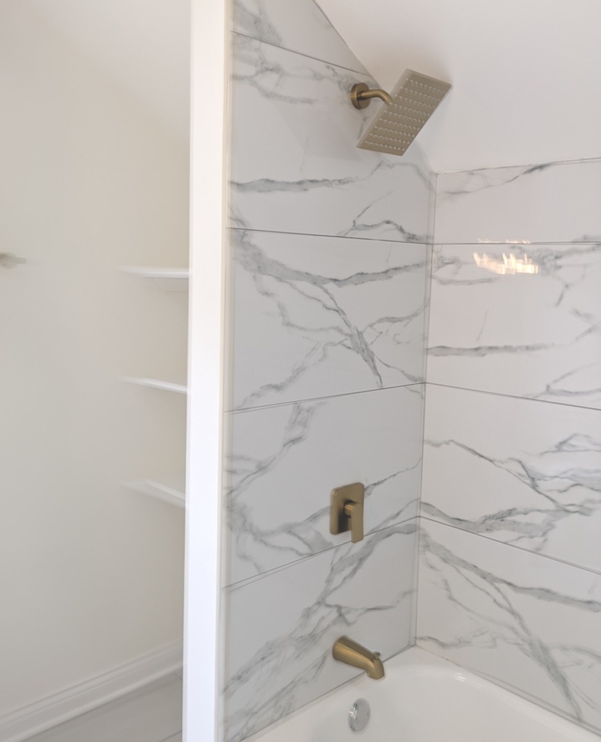11173 S Hermosa Avenue, Chicago, IL 60643