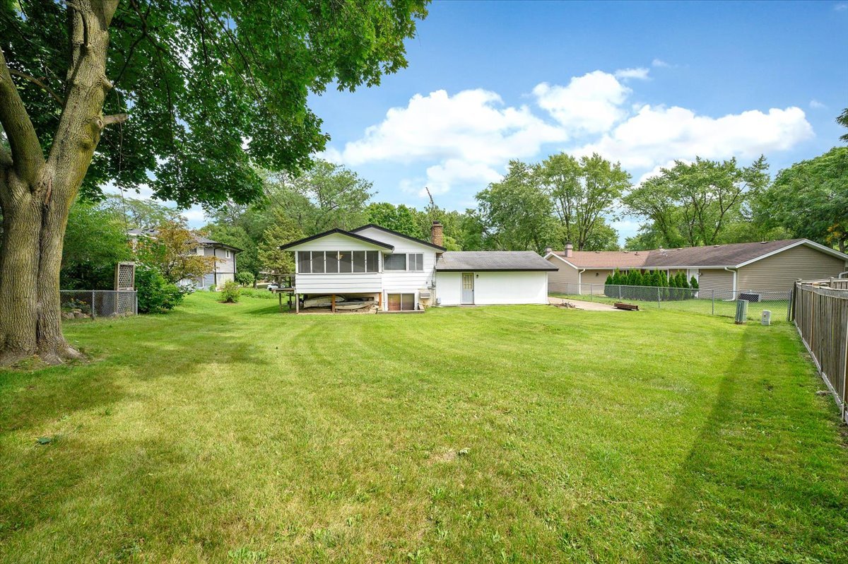 1338 Radcliffe Lane, Schaumburg, IL 60193