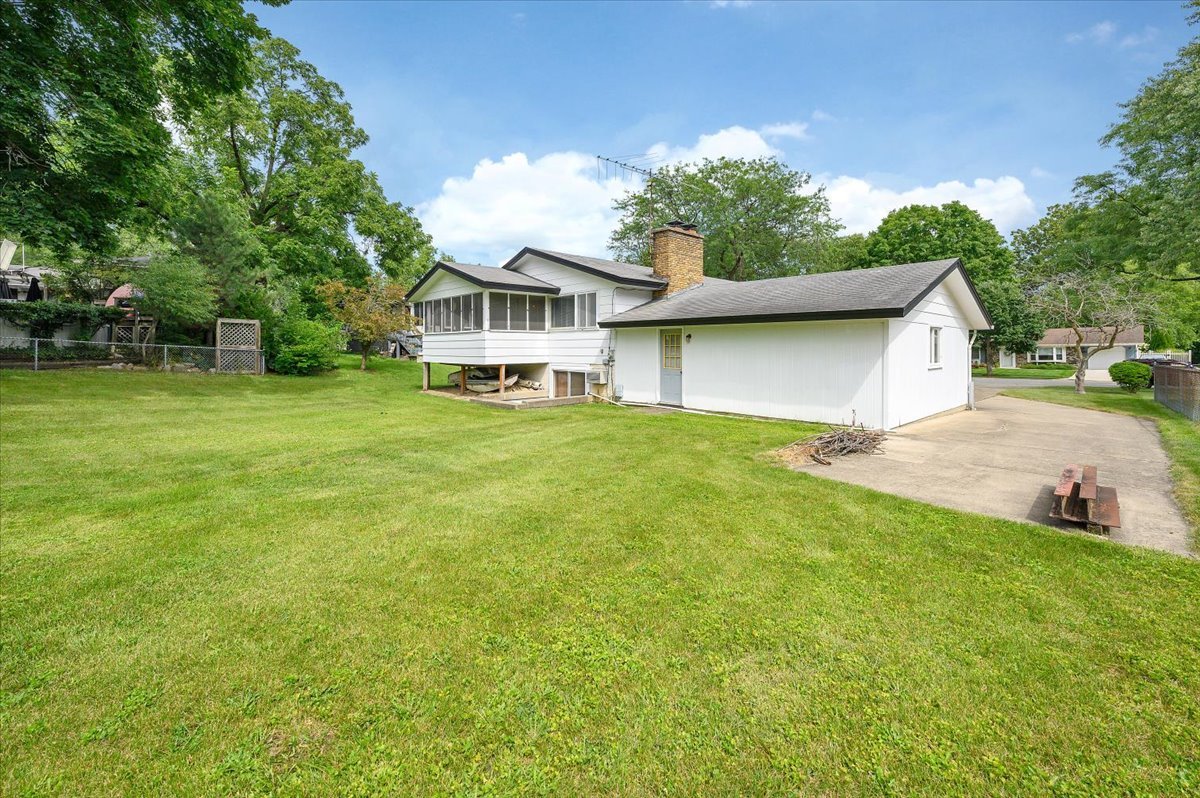 1338 Radcliffe Lane, Schaumburg, IL 60193