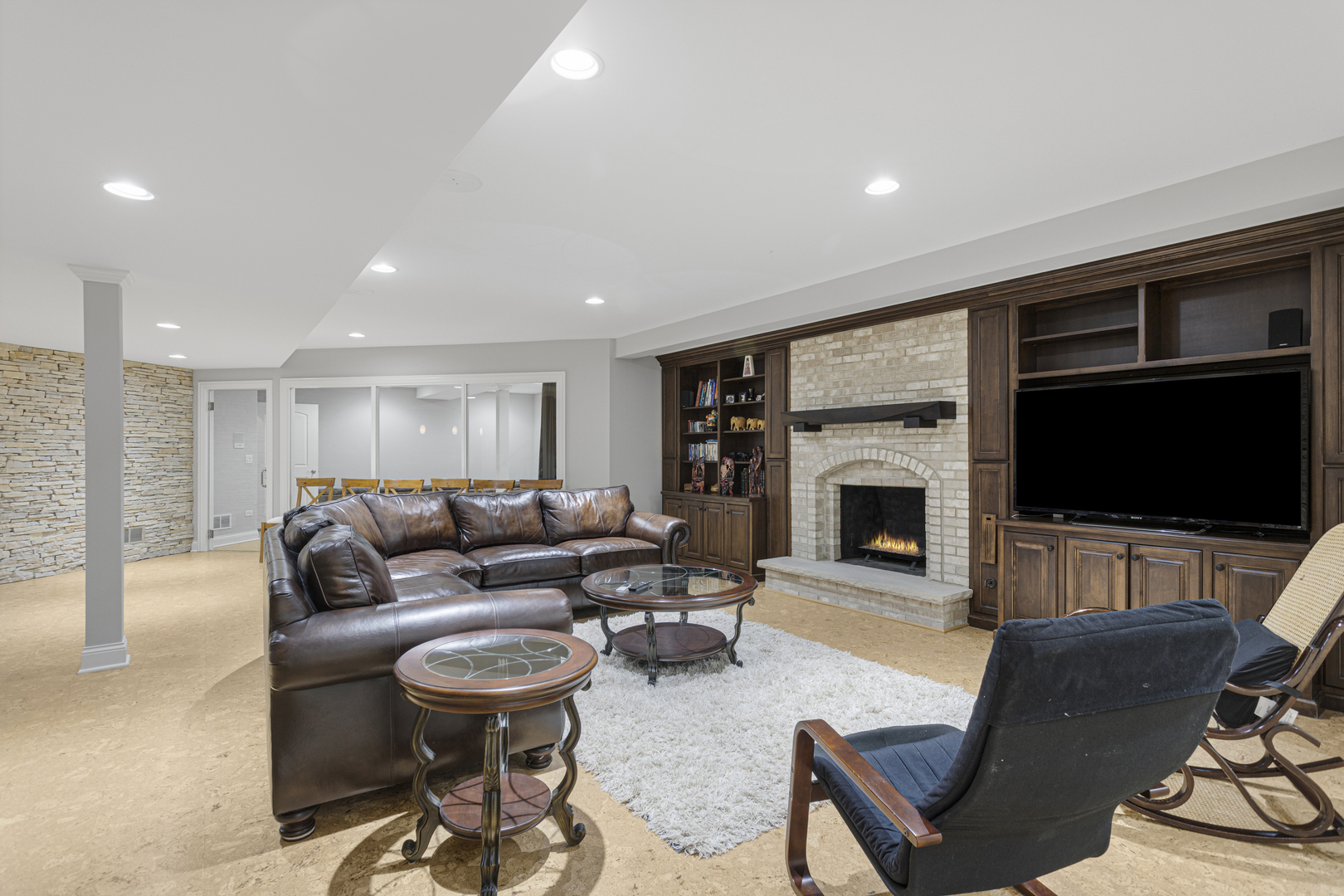 627 NANAK Court, Naperville, IL 60565