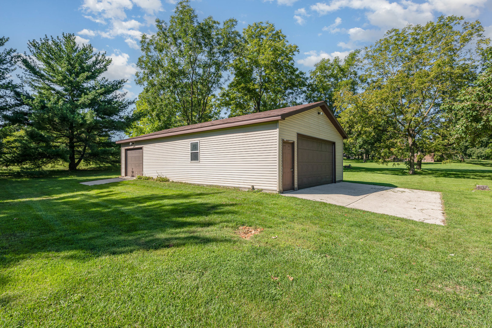13721 W Carriage Lane, Manhattan, IL 60442