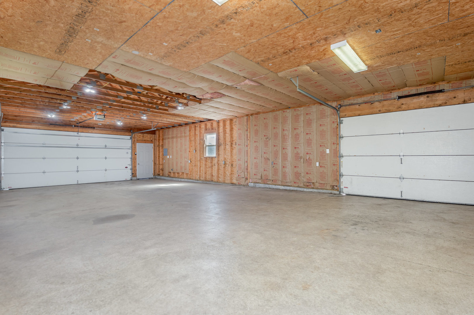13721 W Carriage Lane, Manhattan, IL 60442