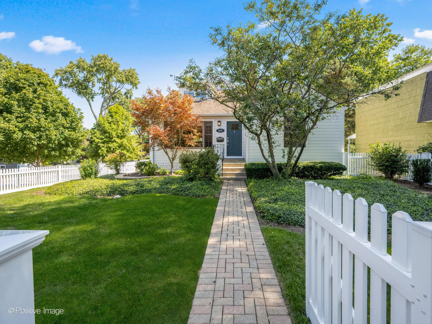 5201 Florence Avenue, Downers Grove, IL 60515