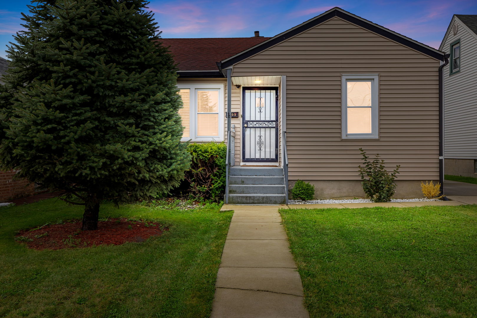 2209 123rd Place, Blue Island, IL 60406