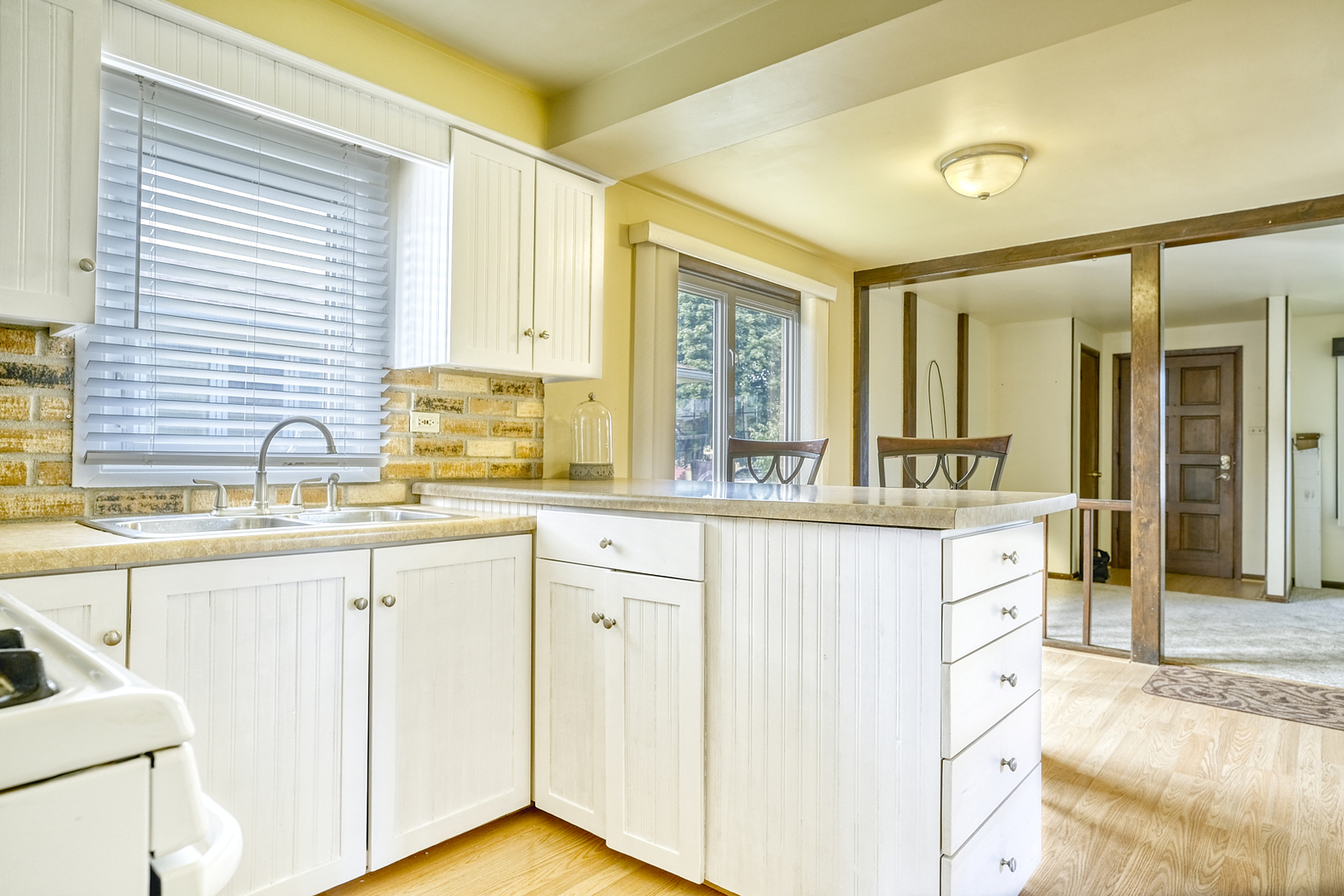 12901 S Carondolet Avenue, Chicago, IL 60633