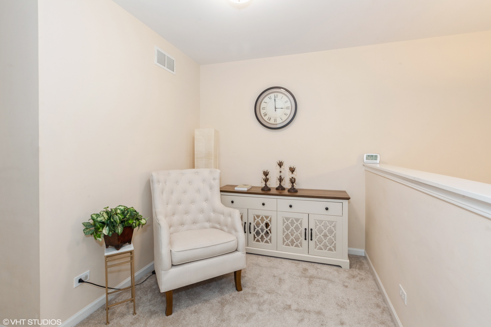 152 Orchards Pass Avenue, Bartlett, IL 60103