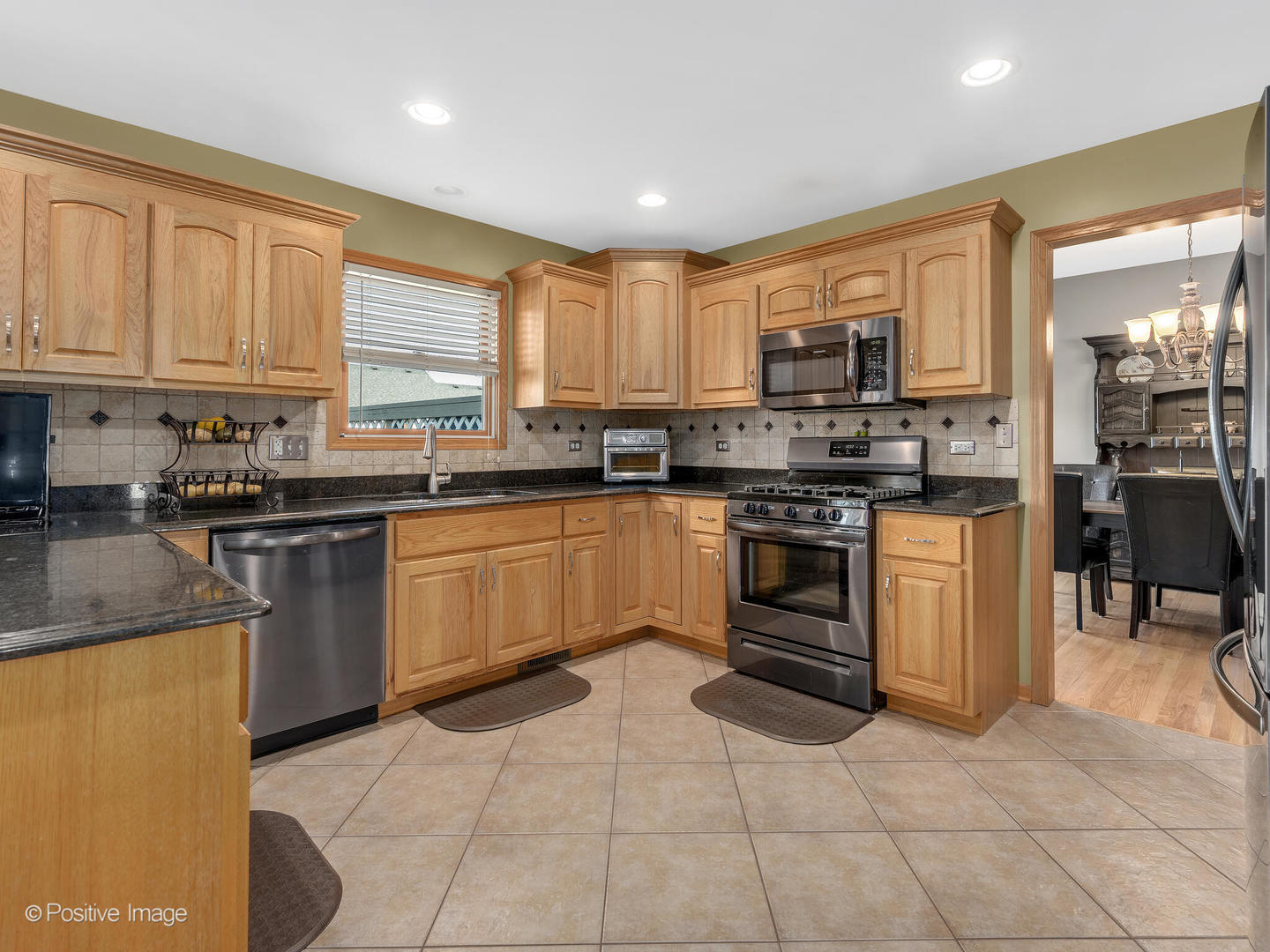 713 Joanne Drive, Minooka, IL 60447