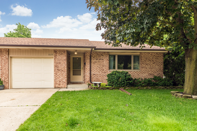 829 Horseshoe Drive, Joliet, IL 60435
