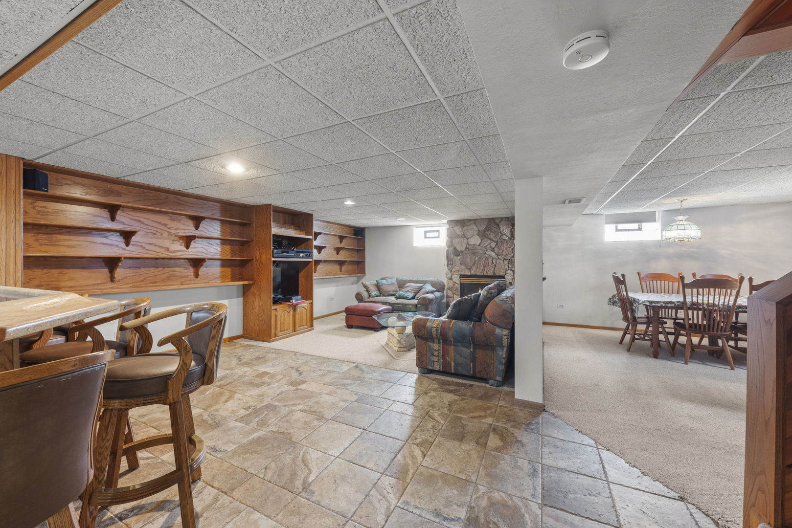 15112 Raday Drive, Midlothian, IL 60445