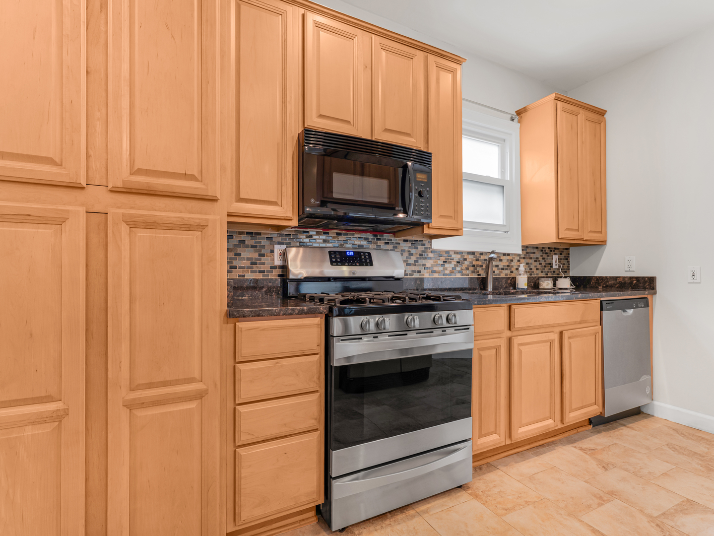 3439 W 66th Place, Chicago, IL 60629