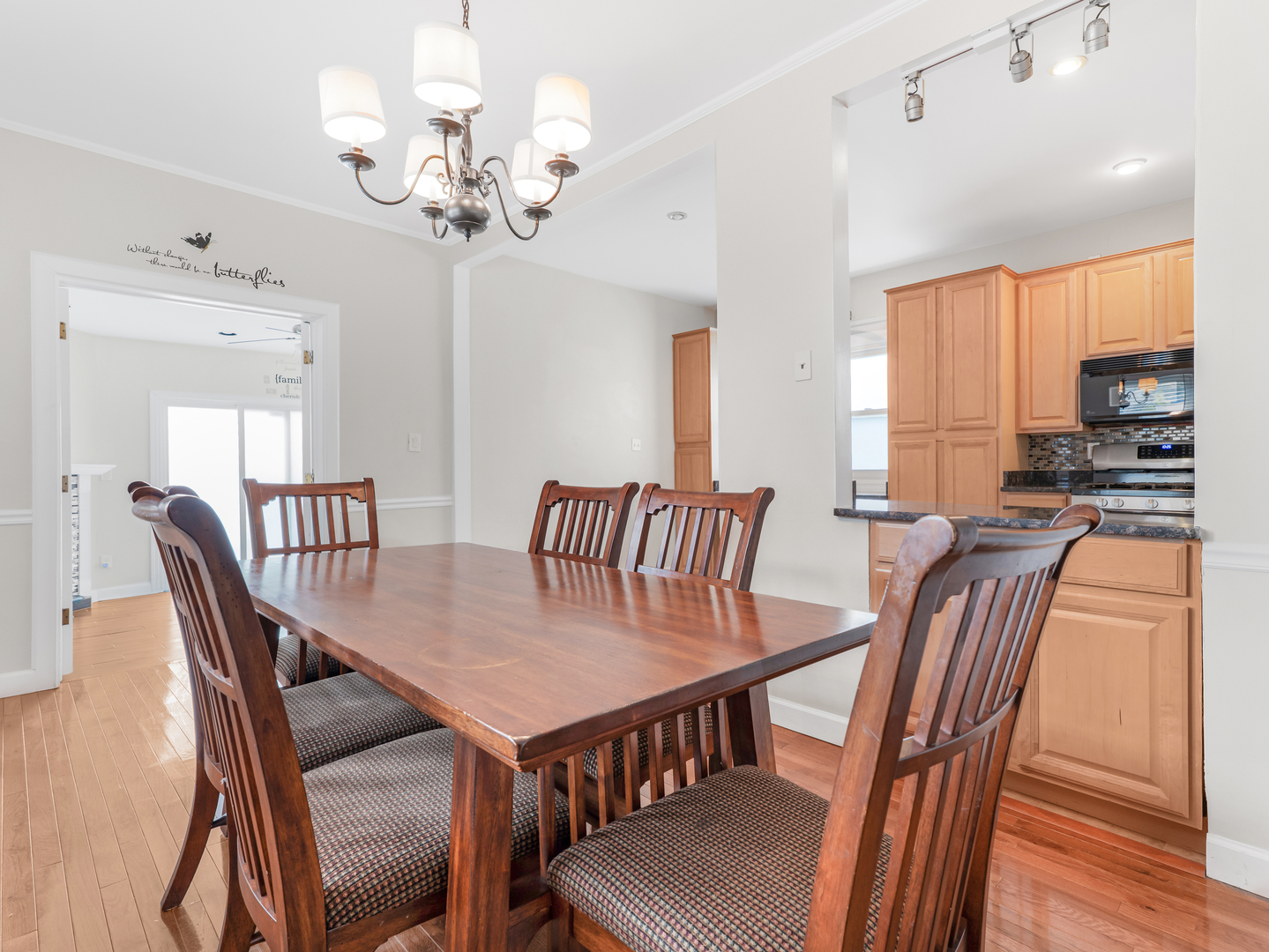 3439 W 66th Place, Chicago, IL 60629