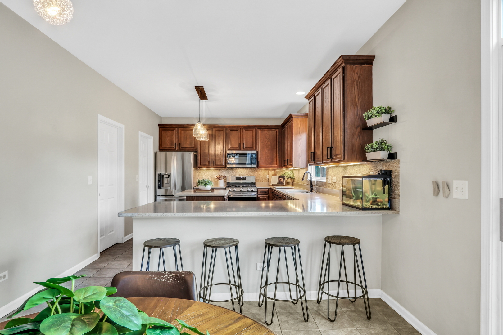 13428 Victoria Lane, Beach Park, IL 60083
