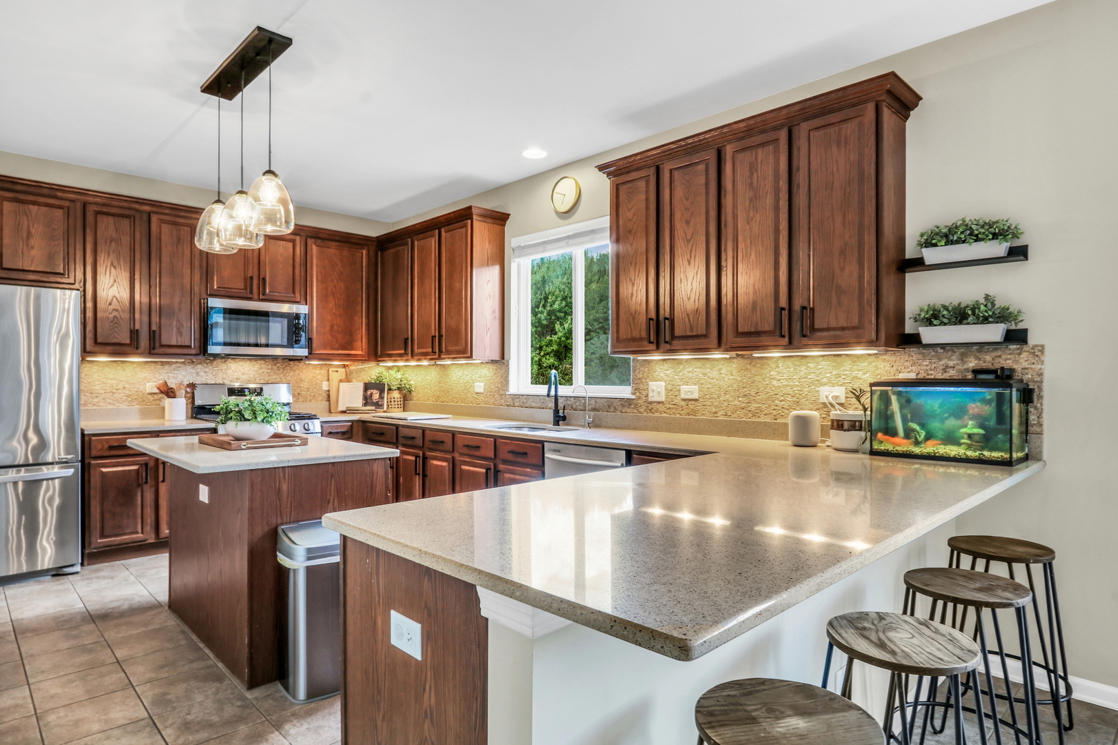 13428 Victoria Lane, Beach Park, IL 60083
