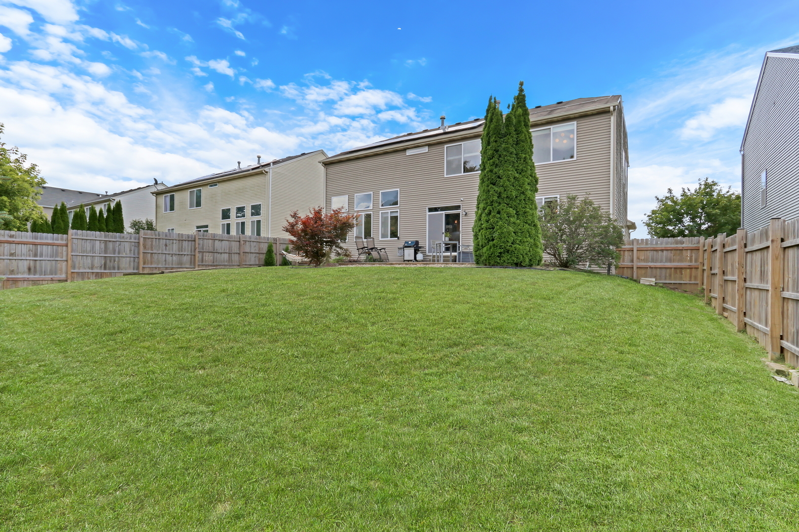 13428 Victoria Lane, Beach Park, IL 60083