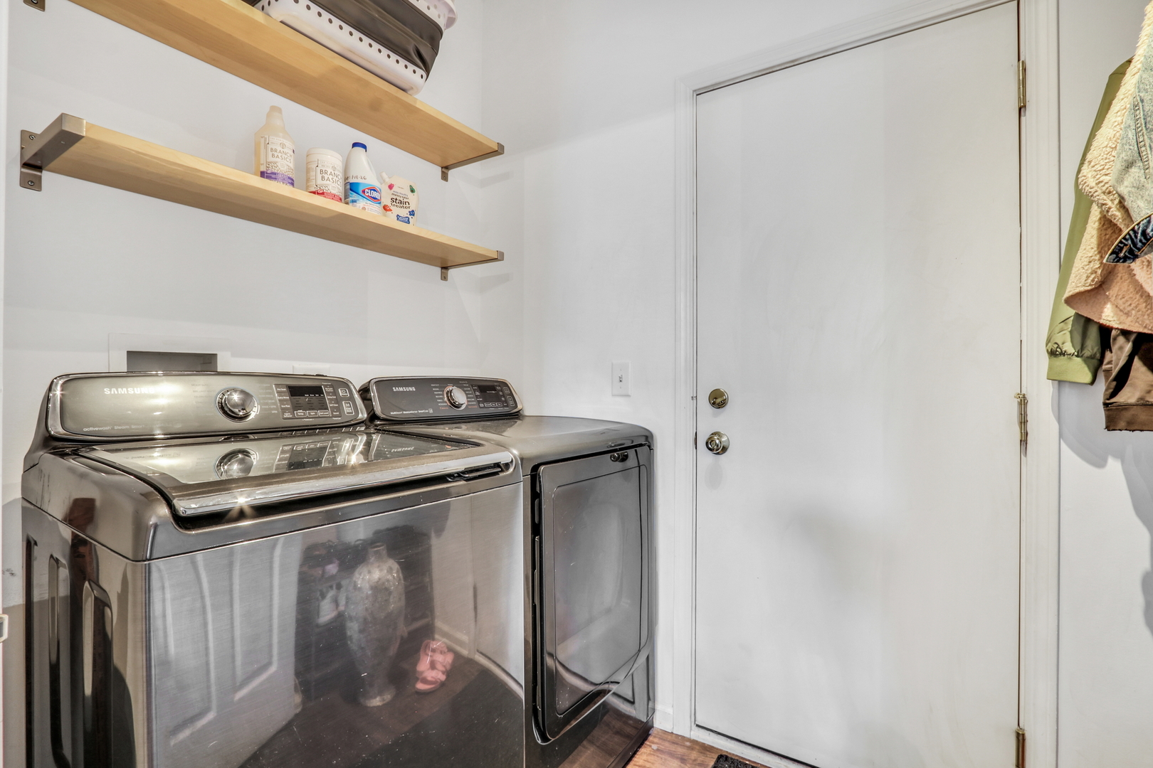 13428 Victoria Lane, Beach Park, IL 60083