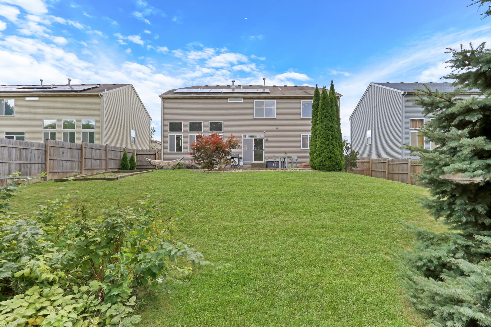 13428 Victoria Lane, Beach Park, IL 60083