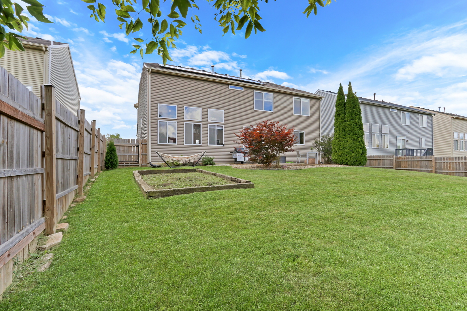 13428 Victoria Lane, Beach Park, IL 60083