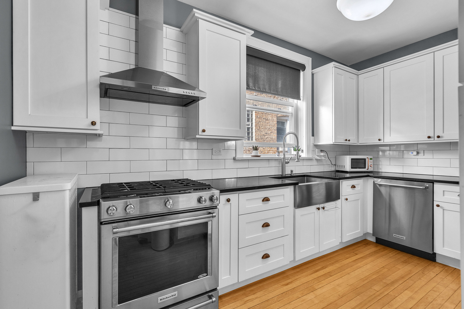 1458 W Berwyn Avenue #1, Chicago, IL 60640