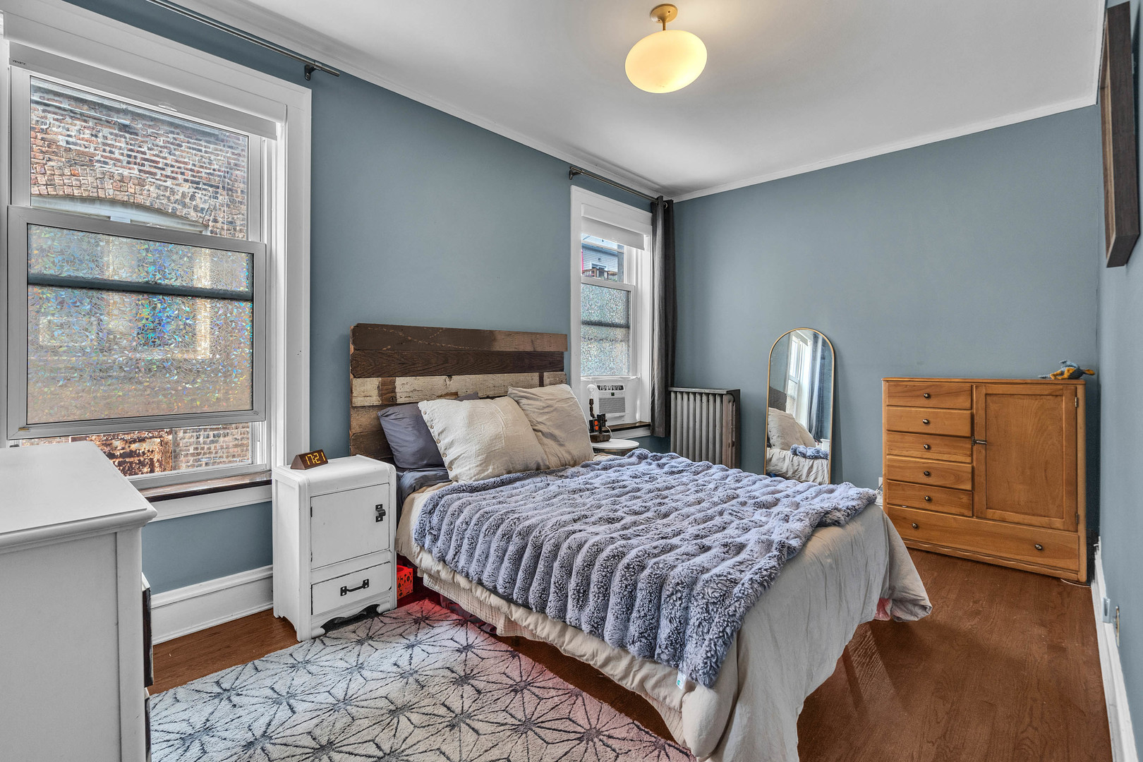 1458 W Berwyn Avenue #1, Chicago, IL 60640