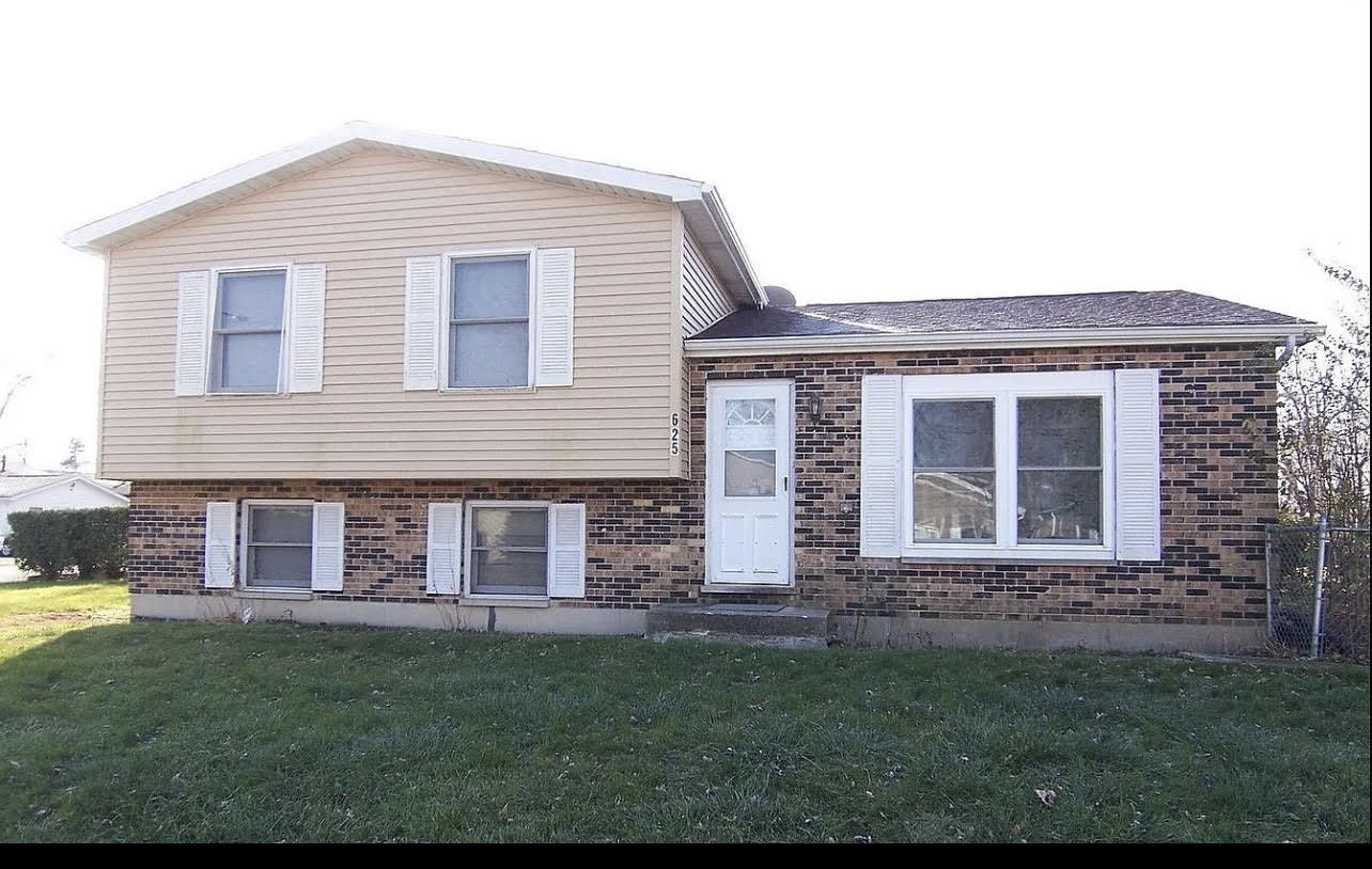 625 Morningside Drive, Round Lake Beach, IL 60073