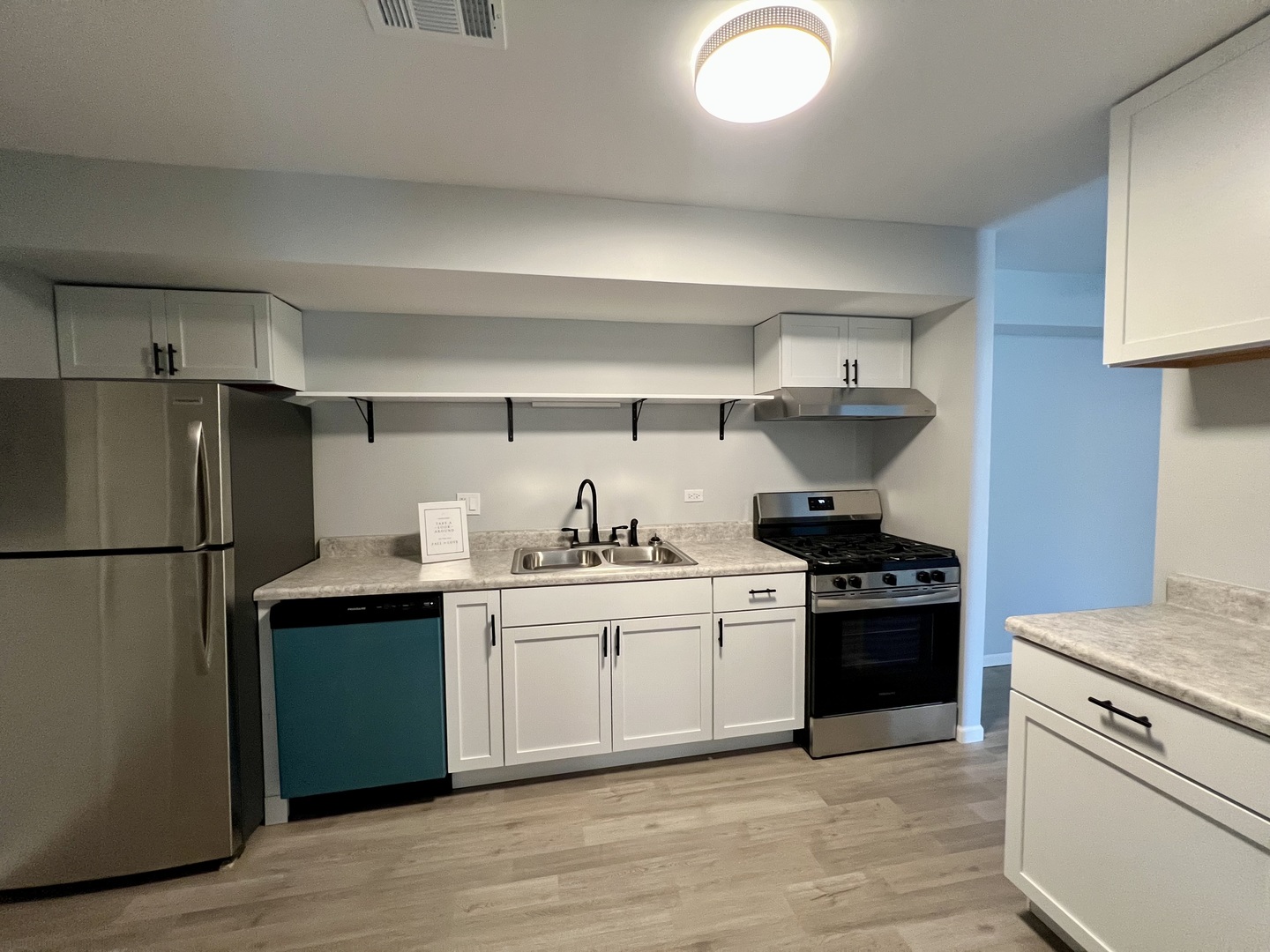 7816 WOODWARD Avenue #40-4G, Woodridge, IL 60517