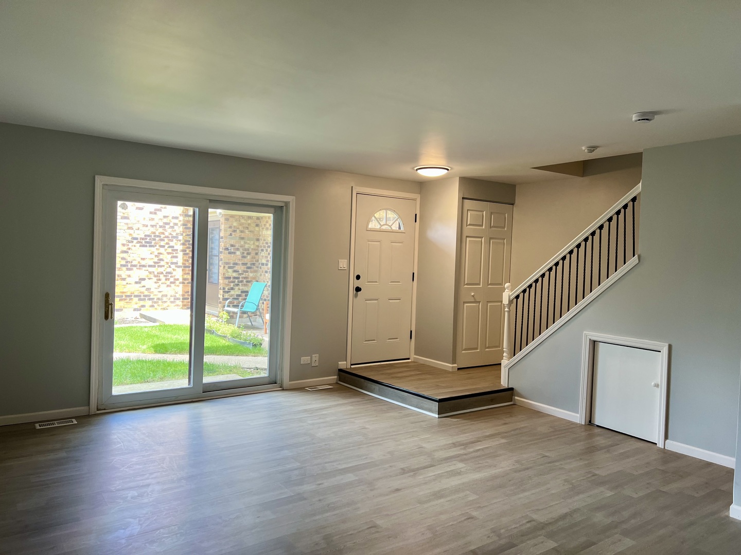 7816 WOODWARD Avenue #40-4G, Woodridge, IL 60517
