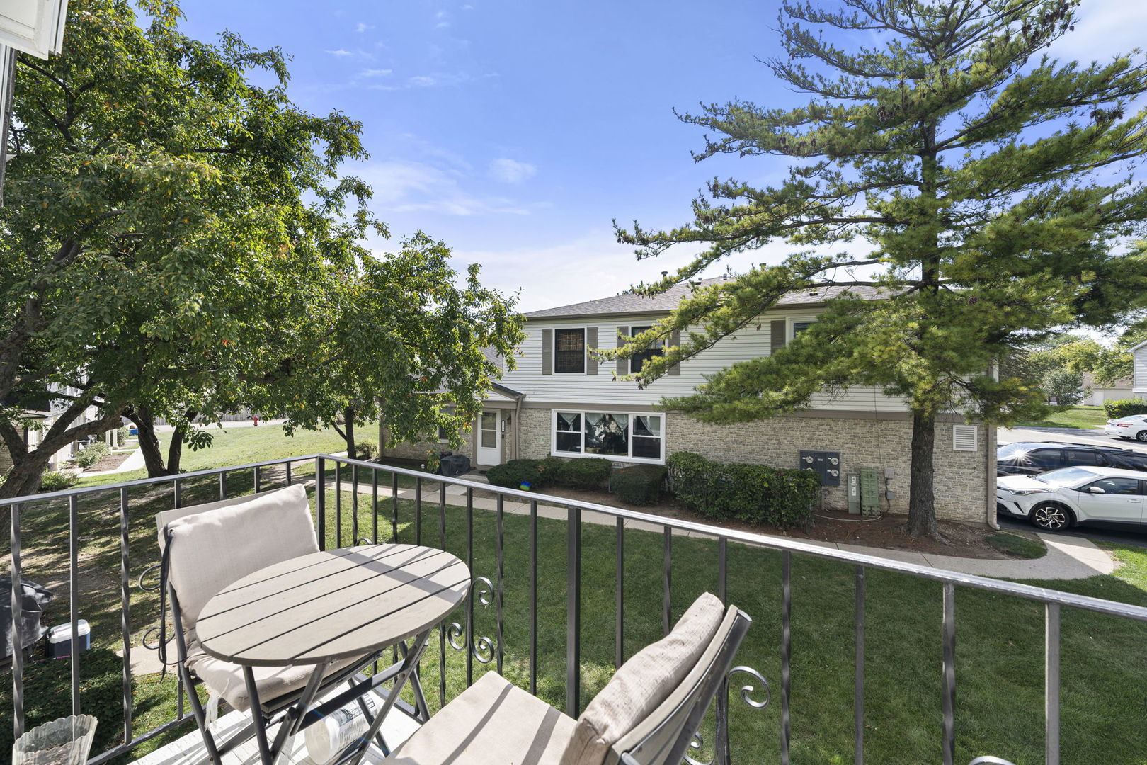 2134 N Ginger Creek Drive #19D, Palatine, IL 60074