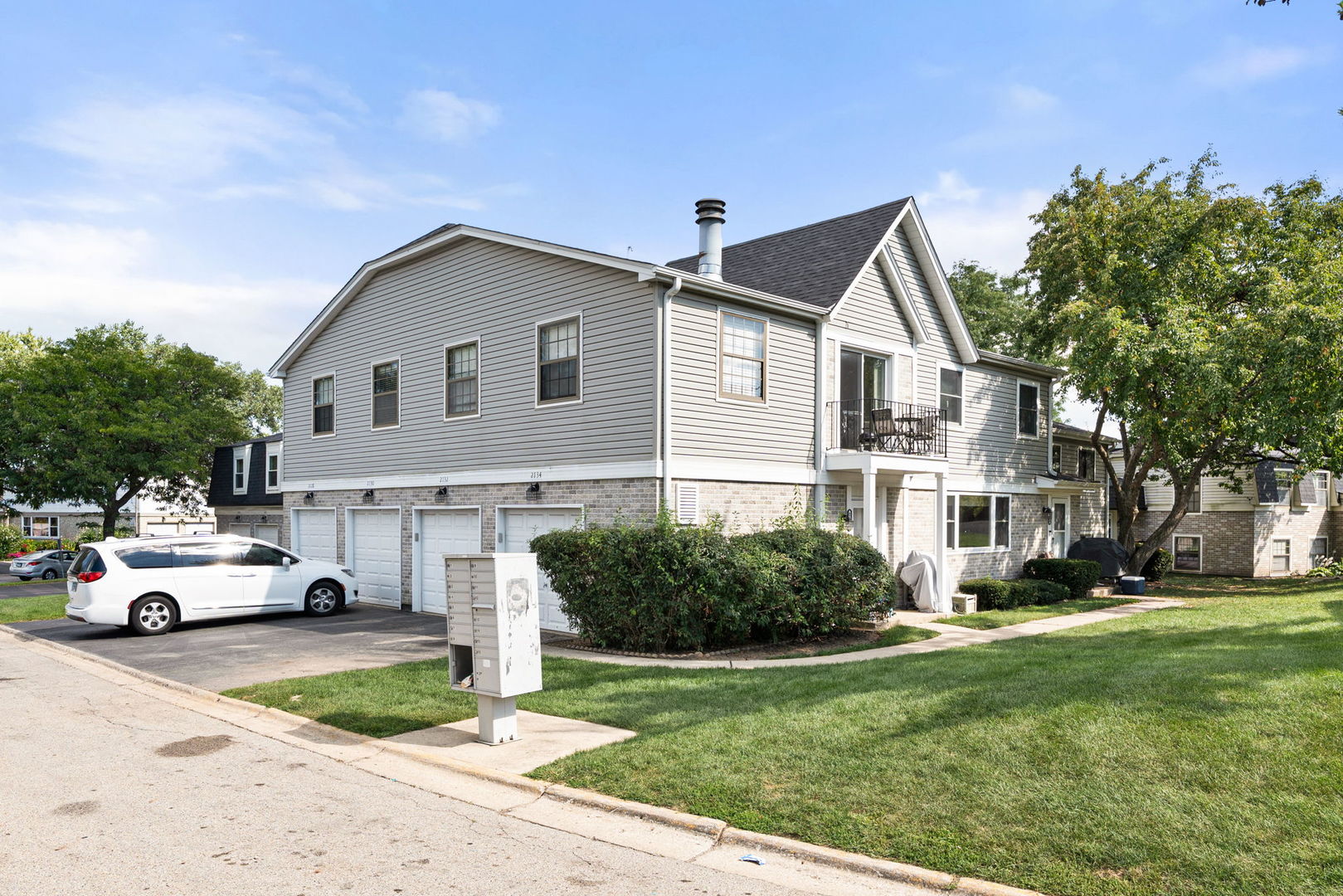 2134 N Ginger Creek Drive #19D, Palatine, IL 60074