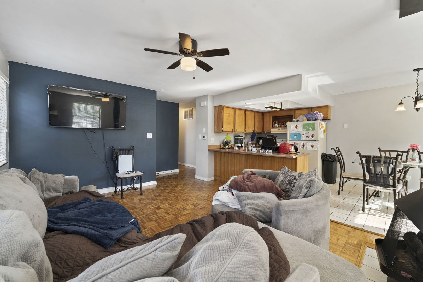 2134 N Ginger Creek Drive #19D, Palatine, IL 60074