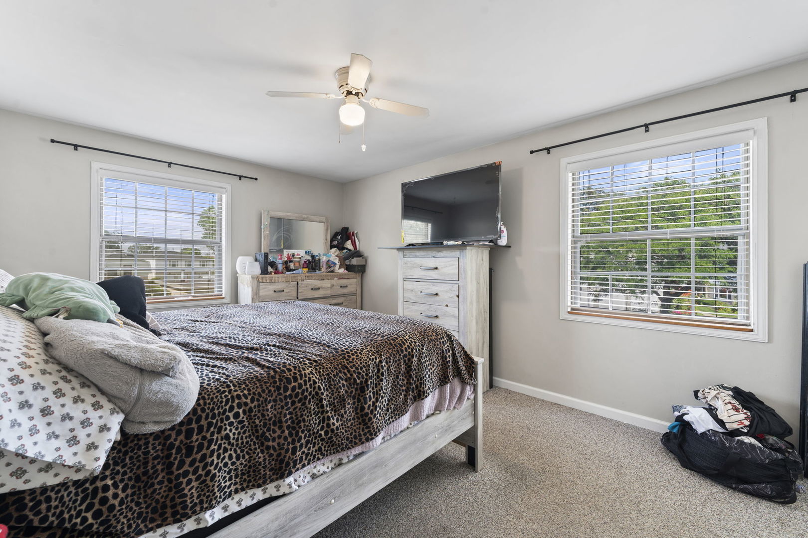 2134 N Ginger Creek Drive #19D, Palatine, IL 60074