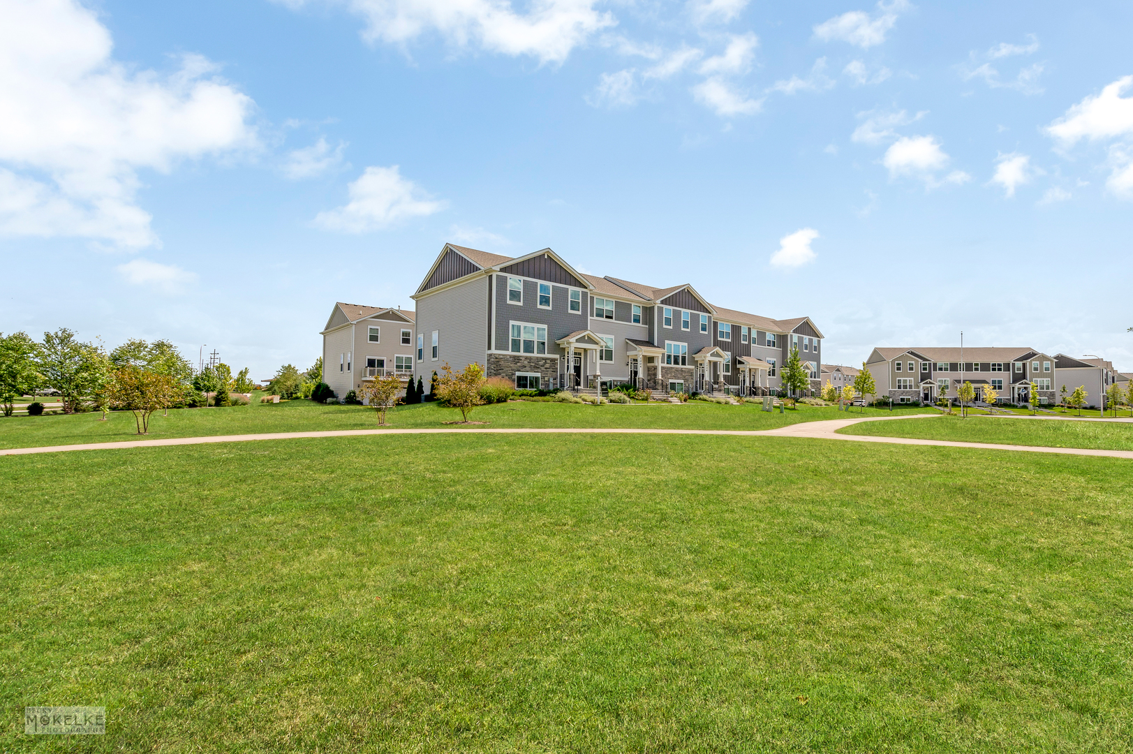 1002 Atterberg Road, South Elgin, IL 60177