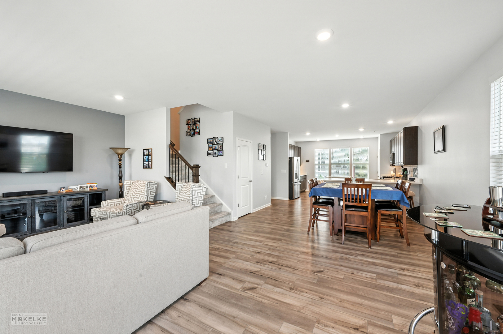 1002 Atterberg Road, South Elgin, IL 60177