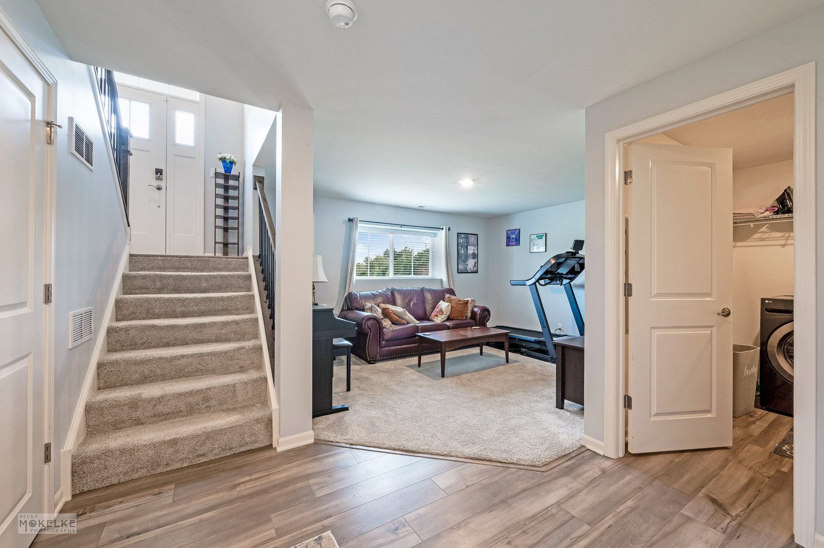 1002 Atterberg Road, South Elgin, IL 60177