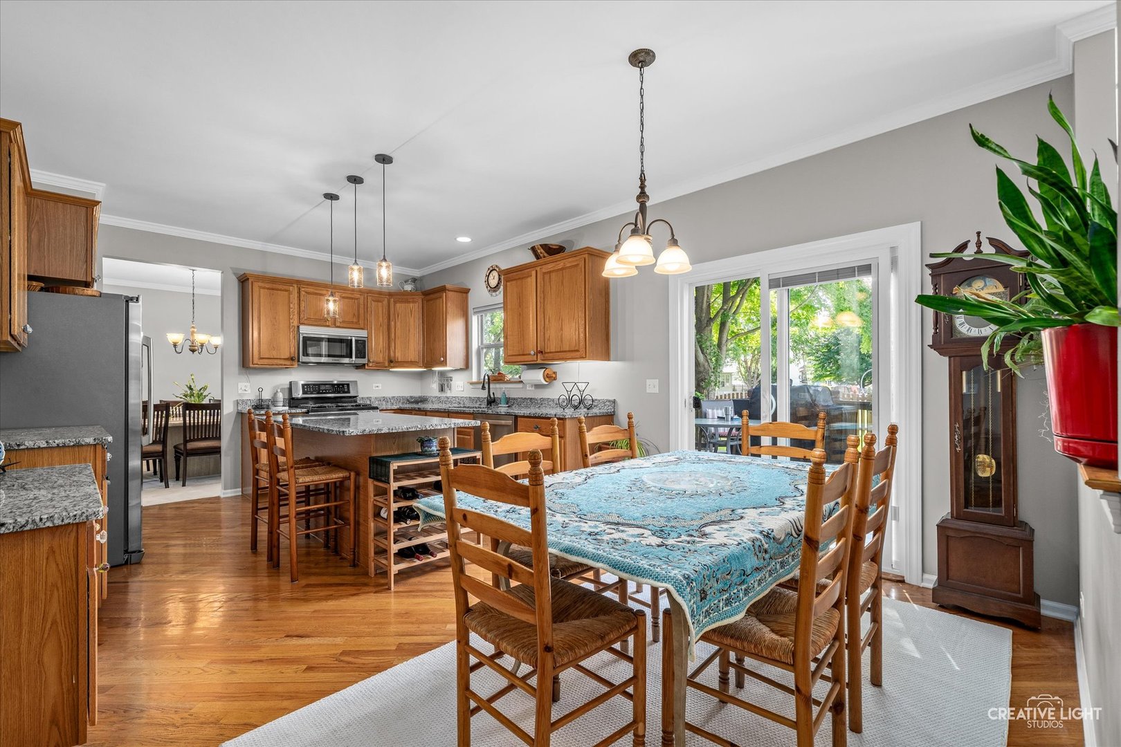 215 Long Beach Road, Oswego, IL 60543
