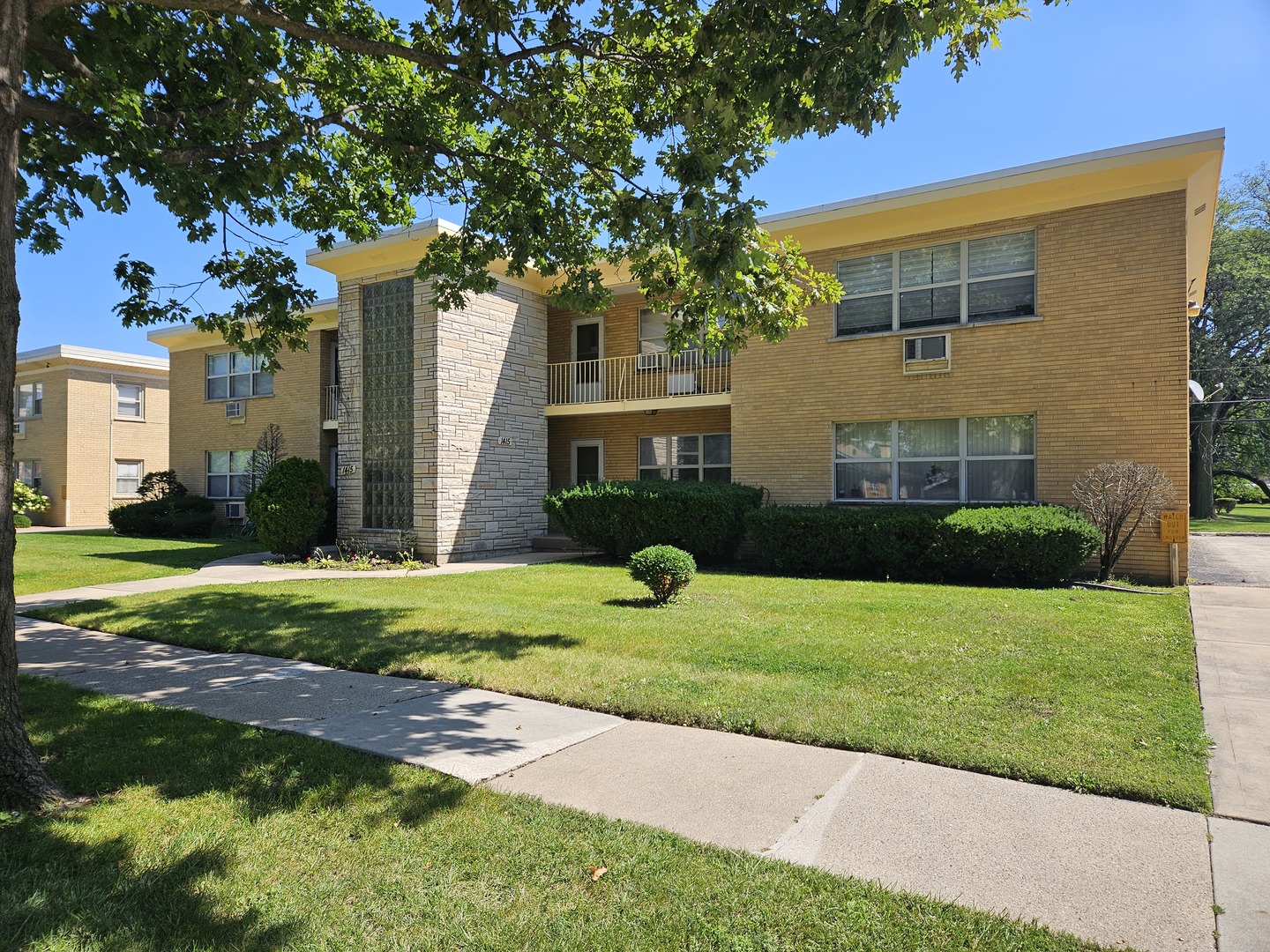 1415 Homestead Road #5, La Grange Park, IL 60526