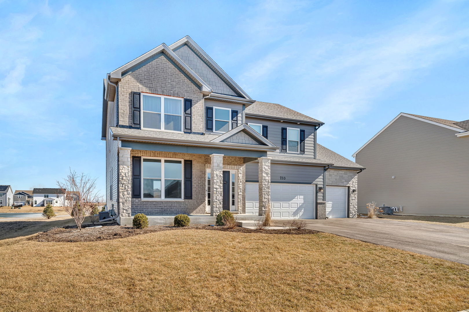 733 Juniper Street, Oswego, IL 60543