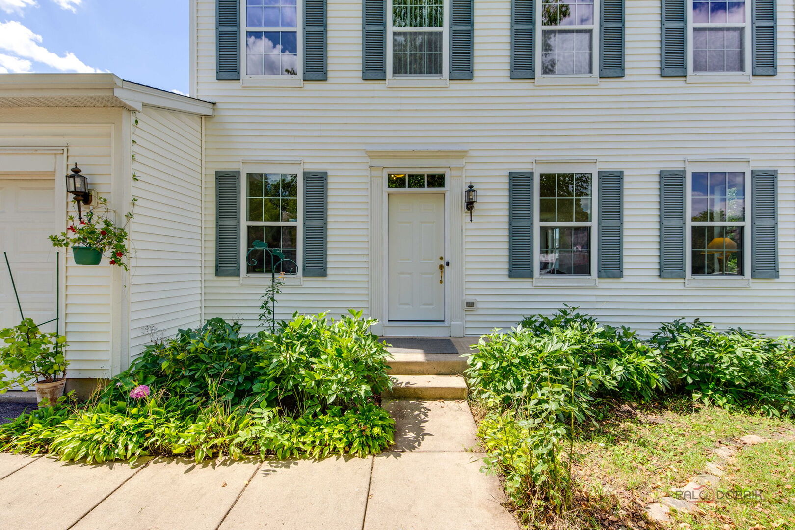 2227 Trailside Lane, Wauconda, IL 60084