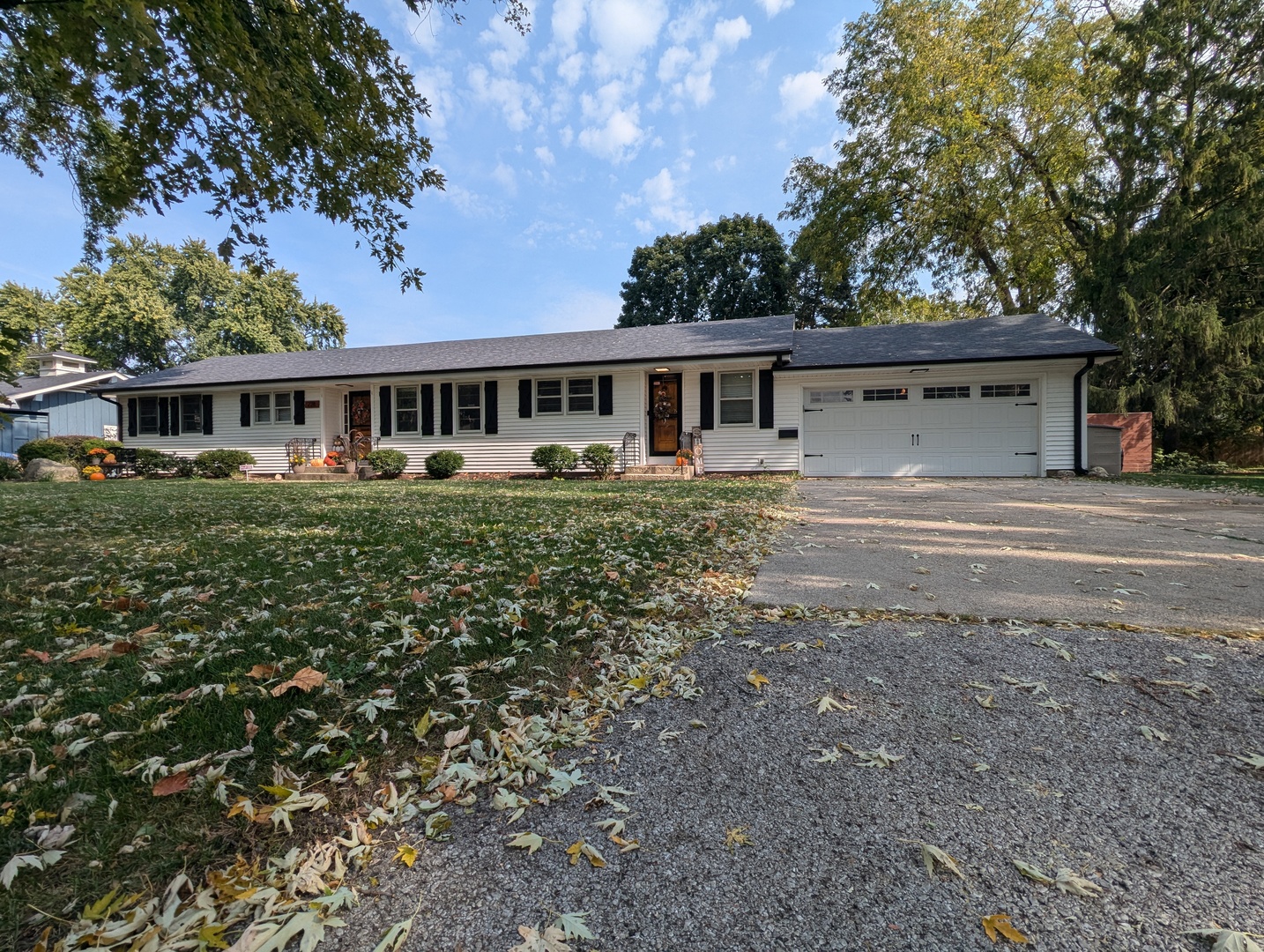 228 S Westlawn Avenue, Aurora, IL 60506