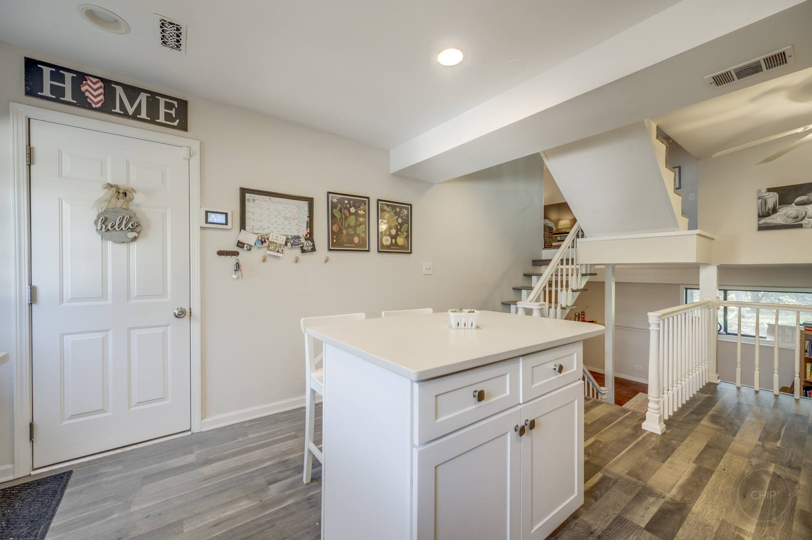 1622 Bay Court, Naperville, IL 60565