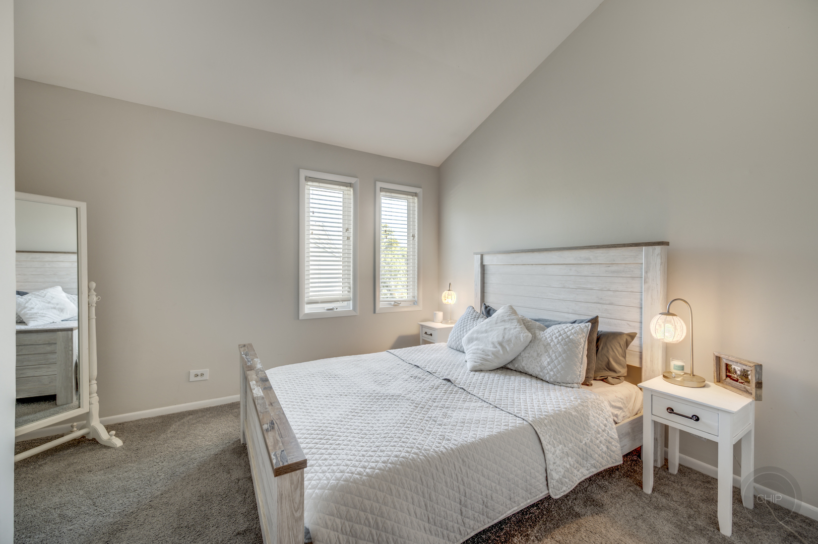 1622 Bay Court, Naperville, IL 60565