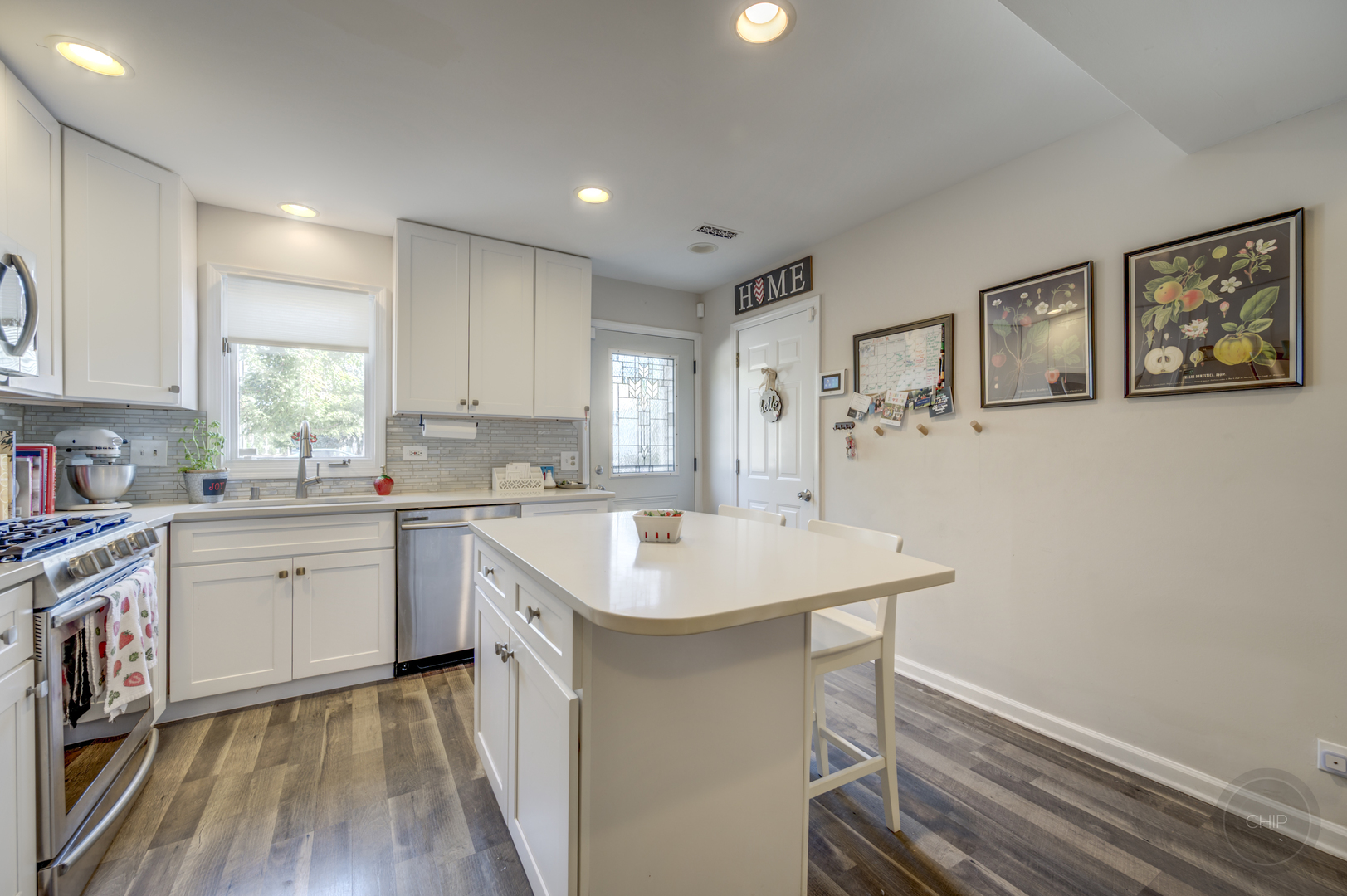 1622 Bay Court, Naperville, IL 60565
