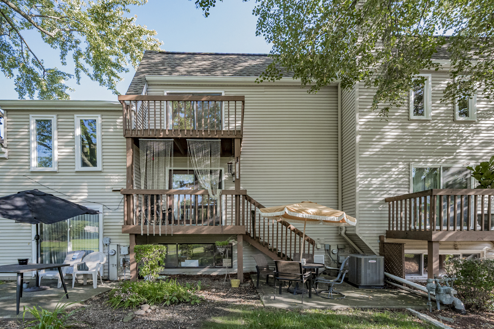 1622 Bay Court, Naperville, IL 60565